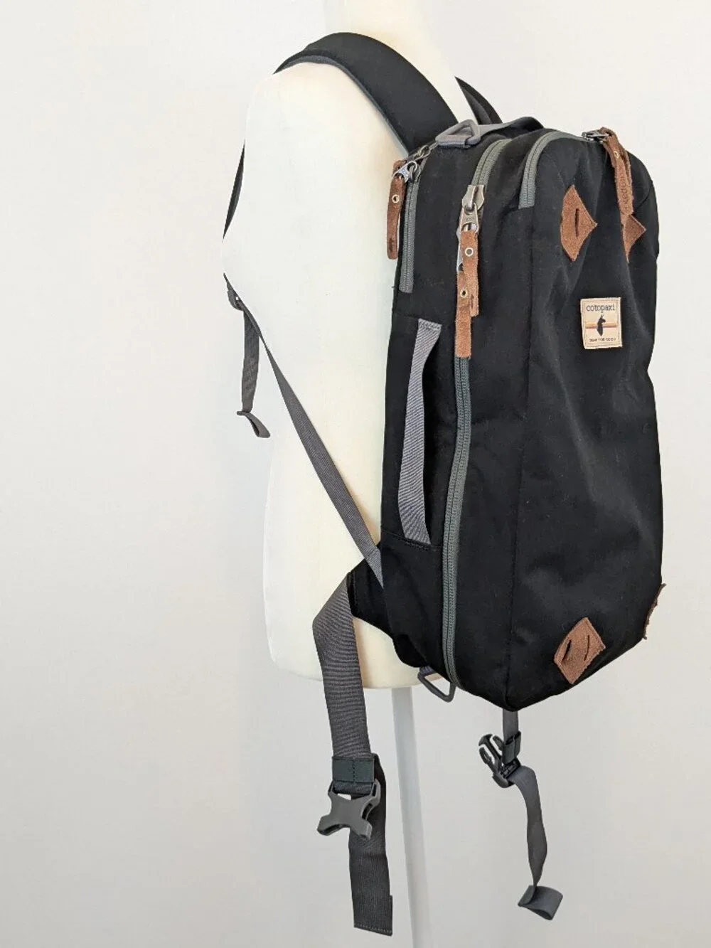 Cotopaxi Nazca 24L Travel Backpack Dufflebag Black Canvas